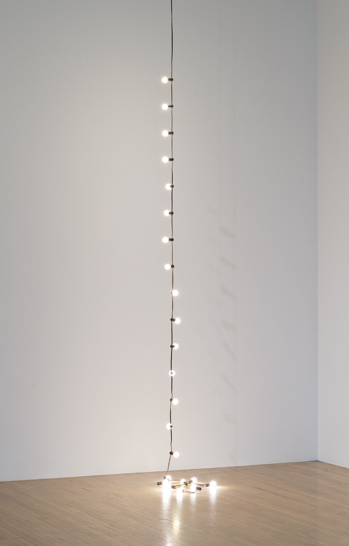 Felix Gonzalez-Torres, Untitled (Last Light)