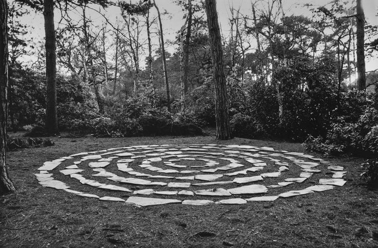 Richard Long, Six Stone Circles, 1981